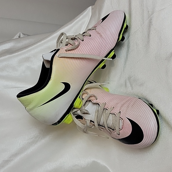 Nike Mercurial Cleats sz 8.5 - Picture 2 of 8